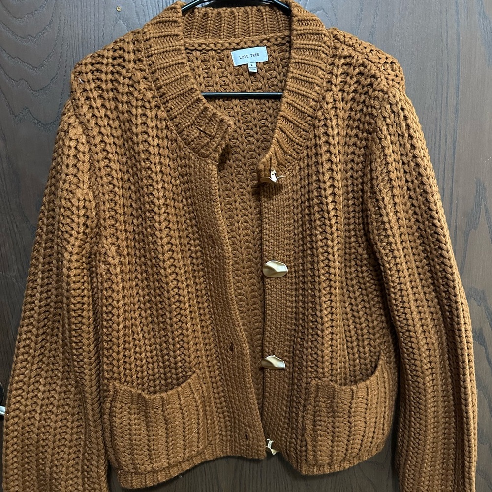 Love Tree Chunky Knit Cardigan Sweater in Camel Brown